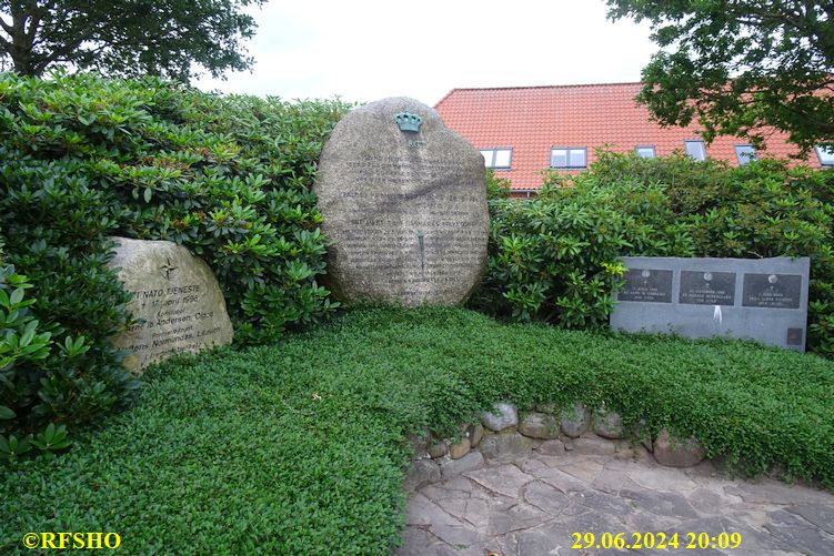 Hærvejsmarchen, 2. Tag Abschluss, Viborg Kaserne, Ehrenmal