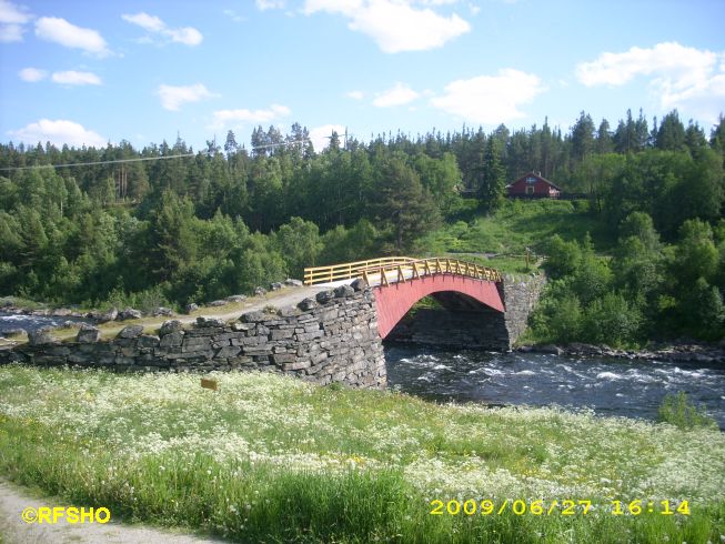 Alte Brücke am RV 30 N 62.41582° E 11.01859°