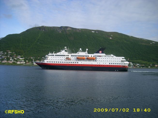 MS Nordkap verläst Tromsø