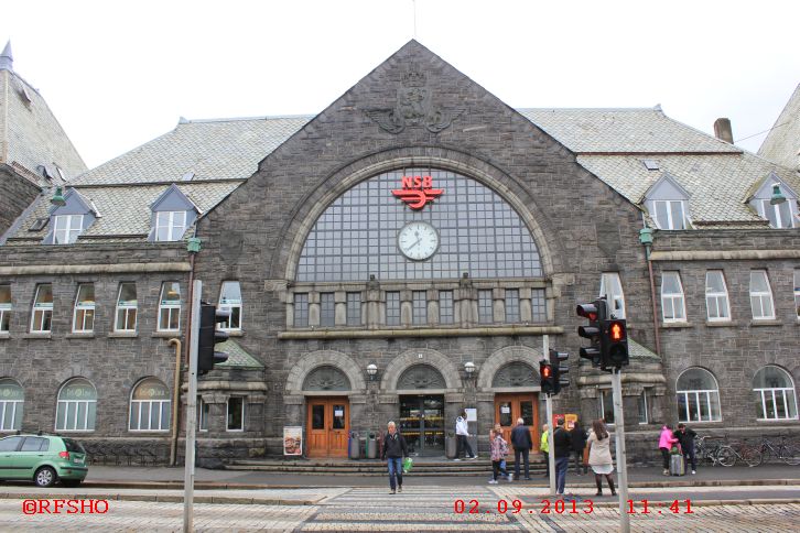 Bahnhof Bergen