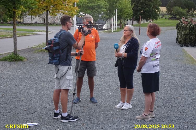 Sagamarsjen, Eröffnung