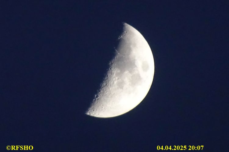 Frühlingsmond