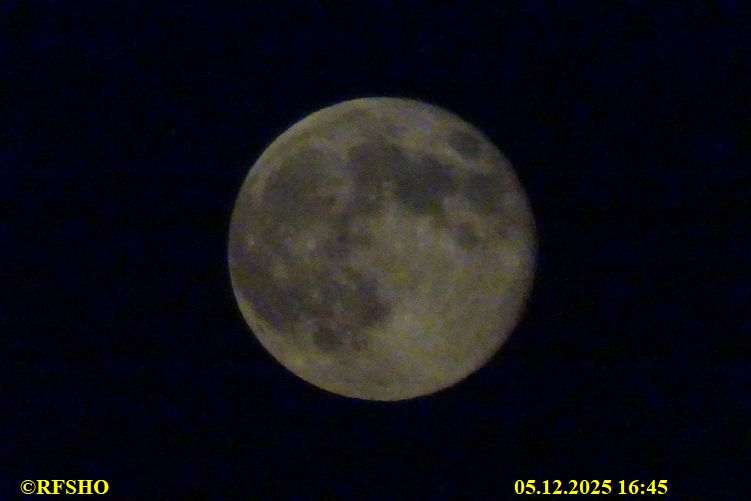 Ringstra&szlig;e, Vollmond