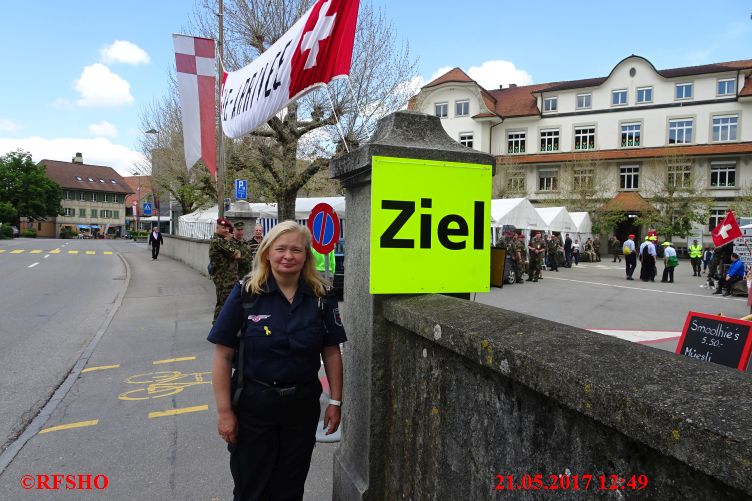 58. Schweizerischer Zweitagemarsch, am Ziel