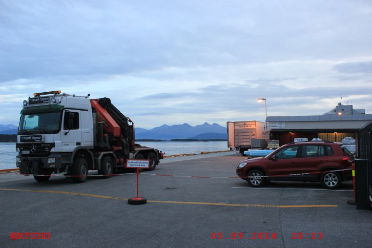 Molde, warten auf die Hurtigrute MS MIDNATSOL