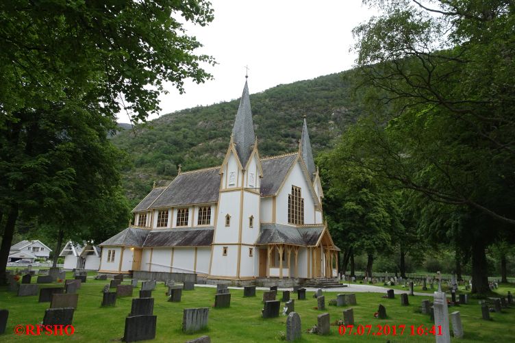 Lærdal Kirke