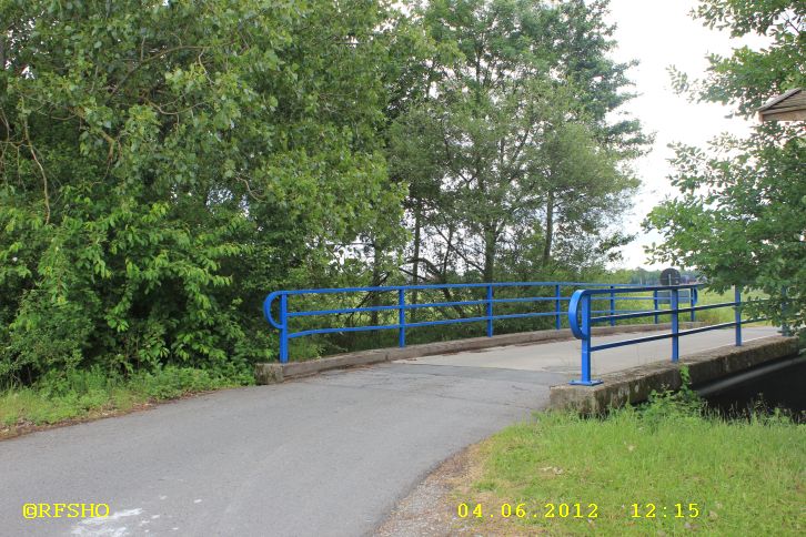 Ise (blaue Brücke)