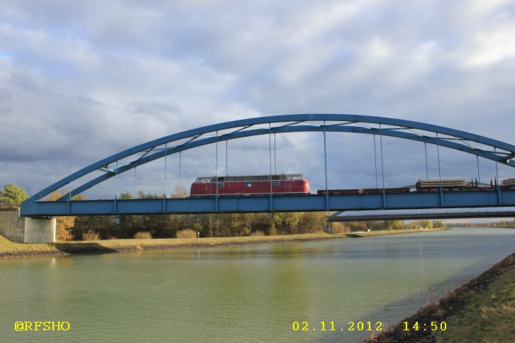 Gleisbauarbeiten − Brücke ESK