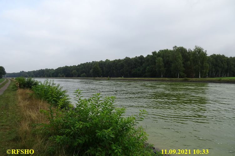 Marschstrecke  am Elbe-Seitenkanal