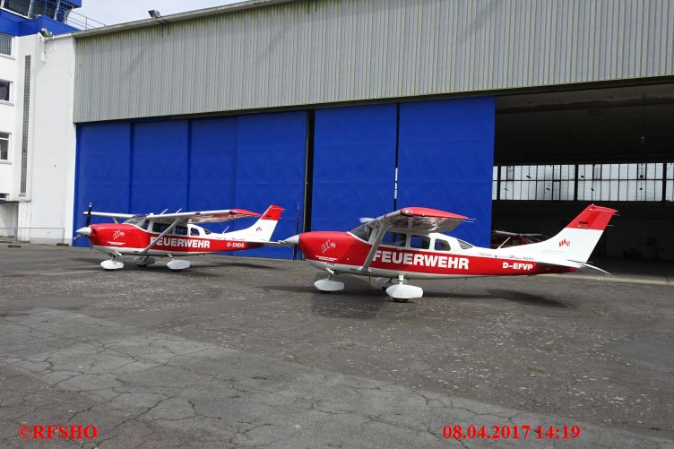 Cessna 206 D-ENDS und D-EFVP Flugplatz EDVM